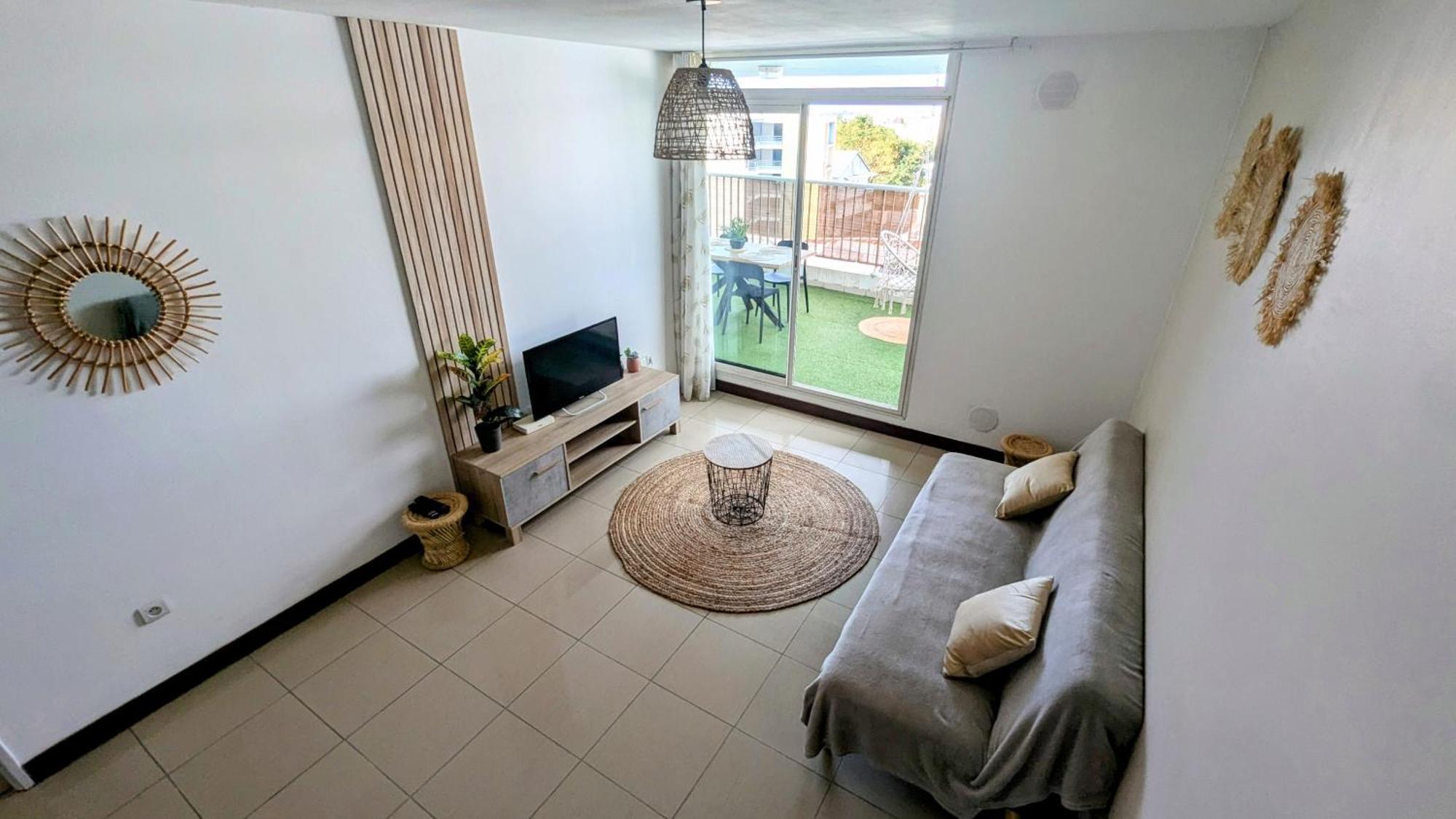 Apartament Entierement Equipe, Climatise, Wifi, Au Dernier Etage Sans Vis A Vis Saint-Denis Zewnętrze zdjęcie